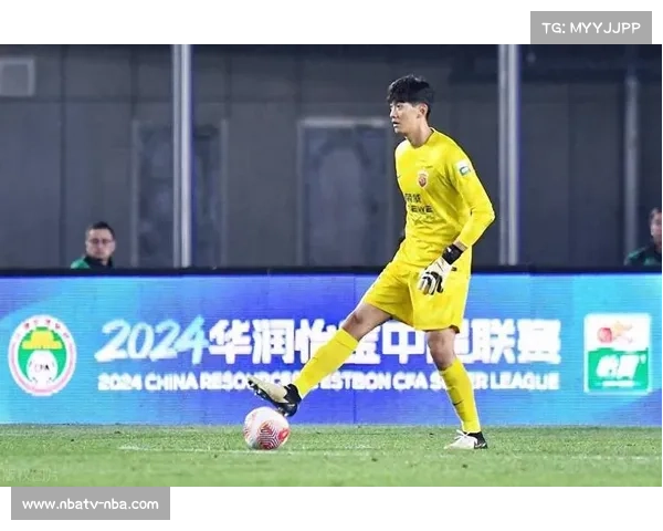 海港门将颜骏凌失误频发 国门位置面临激烈竞争与严峻考验 海港门将颜骏凌失误频发 国门位置面临激烈竞争与严峻考验